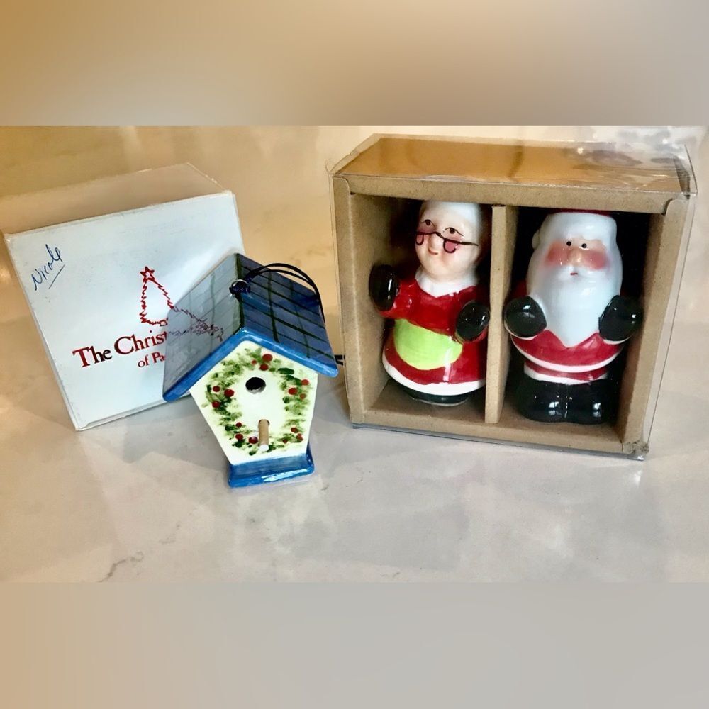 NWT Santa and Mrs Claus shakers and artist signed ceramic birdhouse ornament
